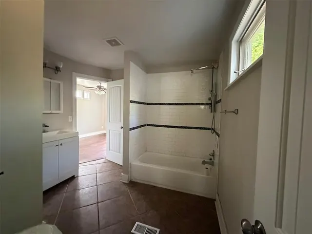 Photo 8 — 1441 NW 42nd Street, Oklahoma City, OK 73118