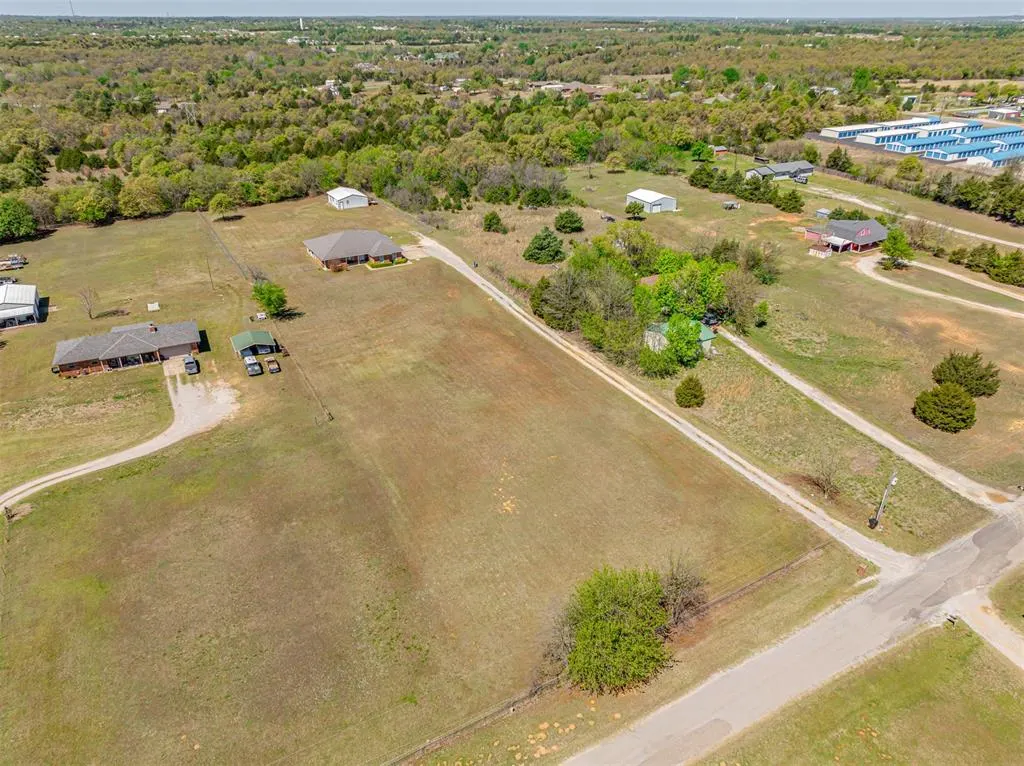 Photo 44 — 3325 Janet Lane, Harrah, OK 73045