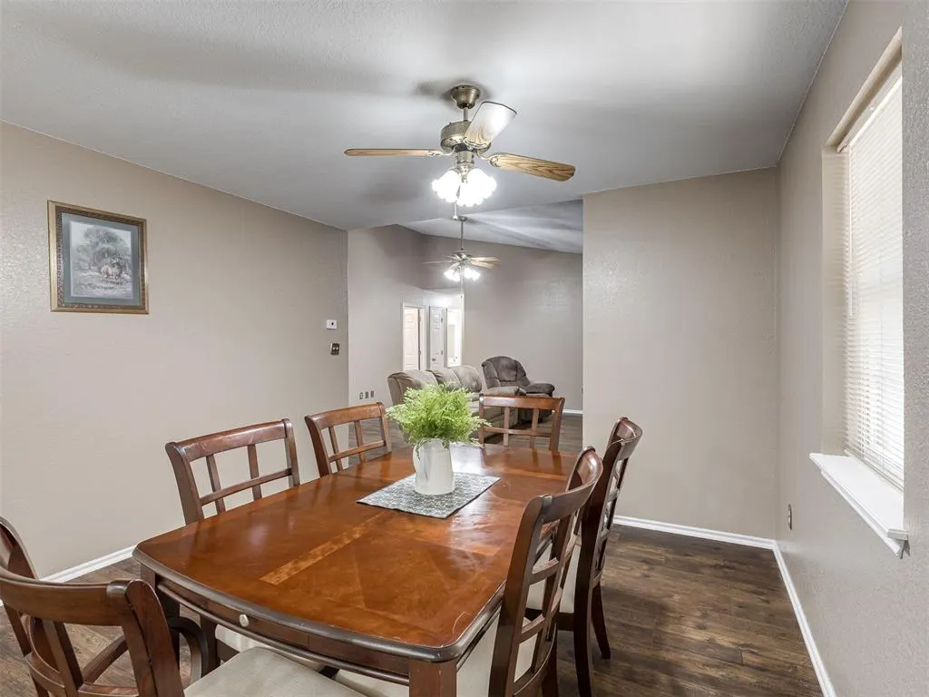 Photo 10 — 105 Eldridge Avenue, Luther, OK 73054