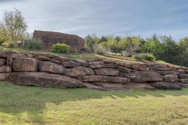 Photo 3 — 20100 Rock Hollow Drive, Arcadia, OK 73007