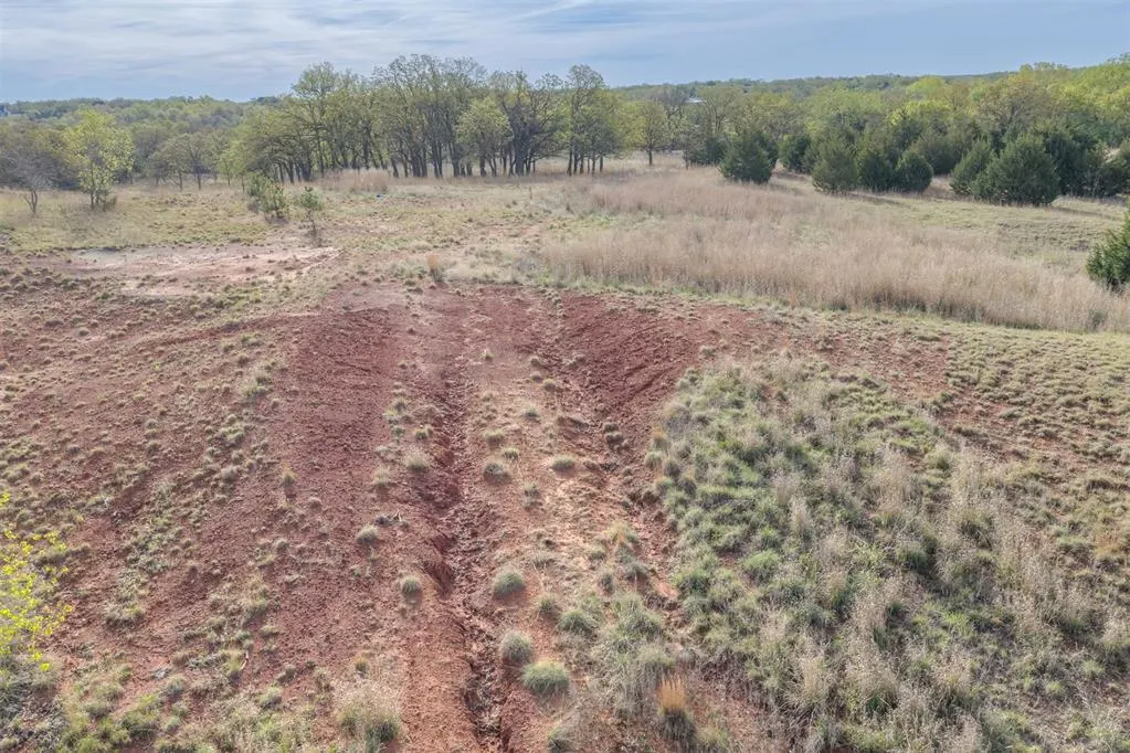 Photo 11 — 20100 Rock Hollow Drive, Arcadia, OK 73007
