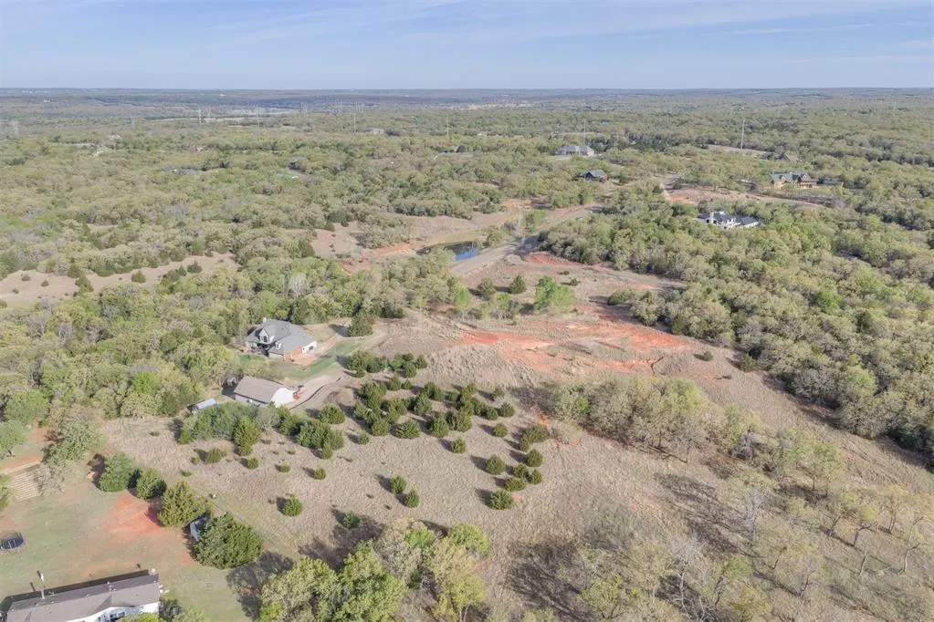 Photo 14 — 20100 Rock Hollow Drive, Arcadia, OK 73007