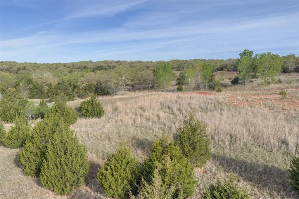Photo 19 — 20100 Rock Hollow Drive, Arcadia, OK 73007
