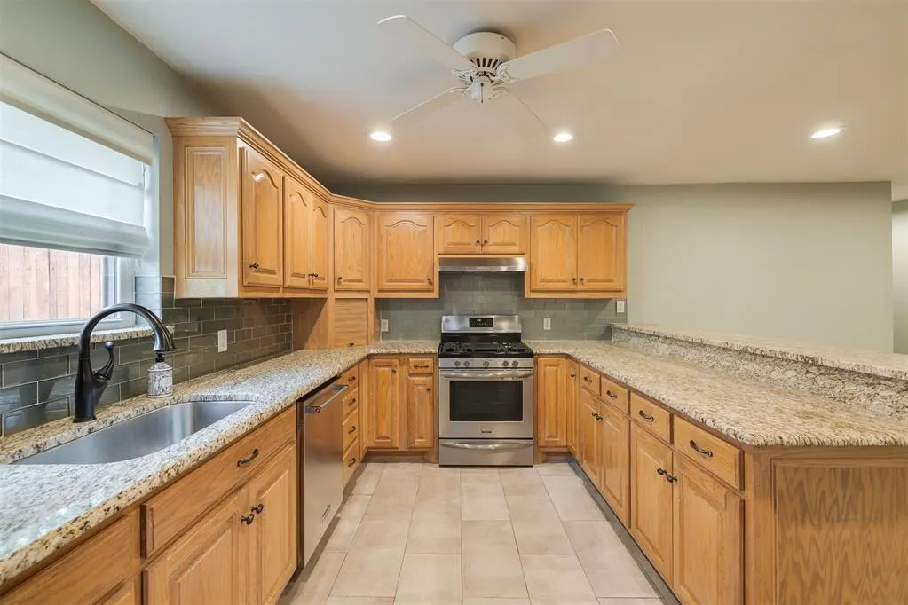 Photo 18 — 2108 Raintree Road, Edmond, OK 73013
