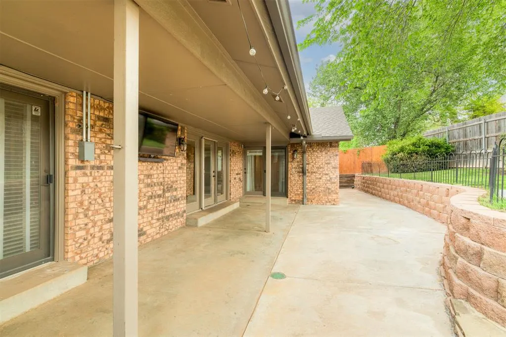 Photo 48 — 2108 Raintree Road, Edmond, OK 73013