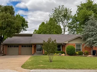 Sold home at 2725 NW 68th Street