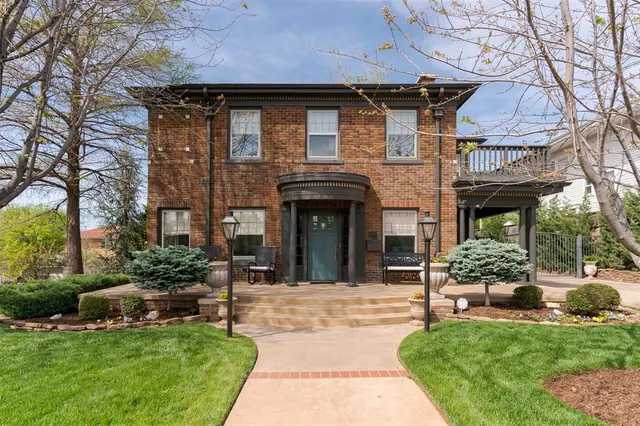 Photo 5 — 439 NW 19th Street, Oklahoma City, OK 73103
