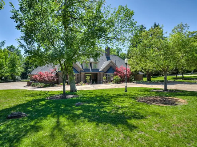 Photo 3 — 4004 Oakdale Farm Circle, Edmond, OK 73013