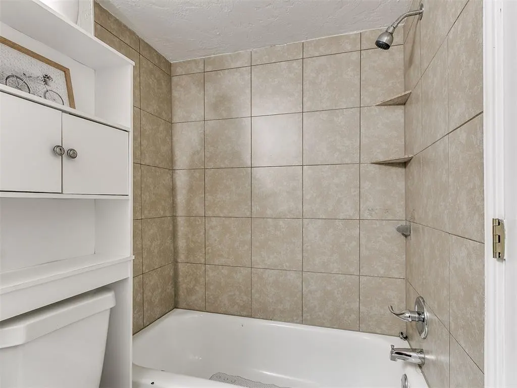 Photo 17 — 206 Jason Drive, Norman, OK 73071