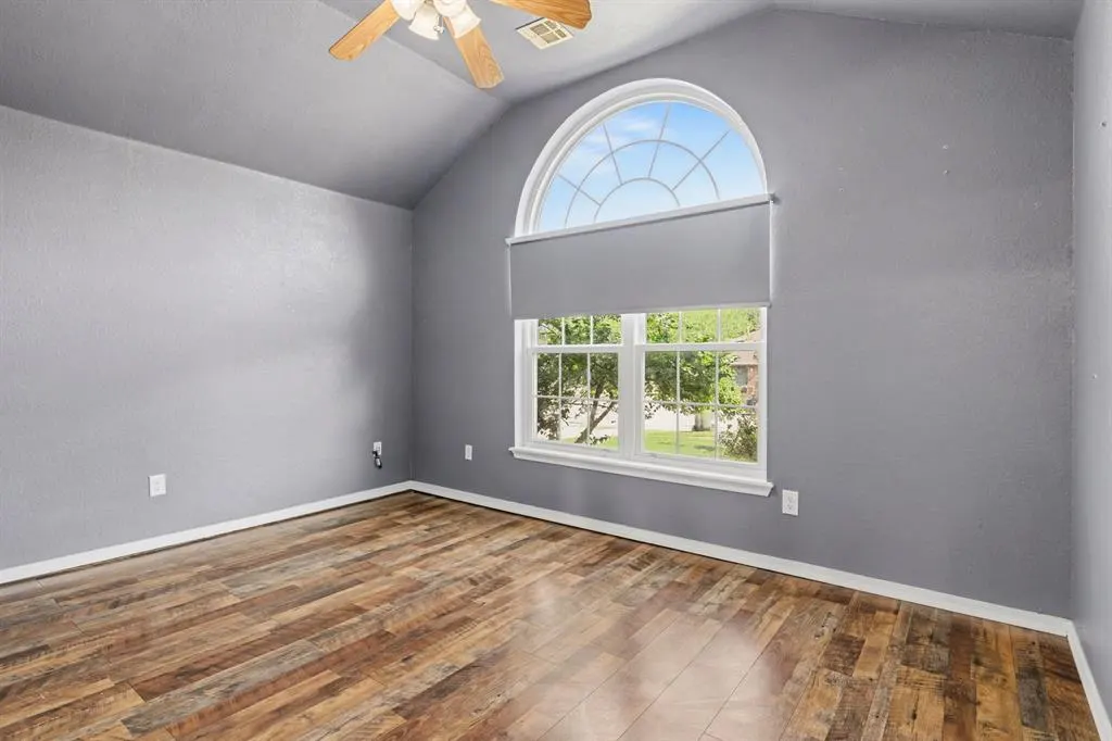 Photo 14 — 704 Tioga Circle, Norman, OK 73071