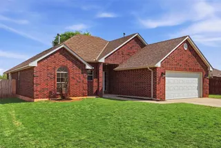 Sold home at 515 E Greenwood Lane
