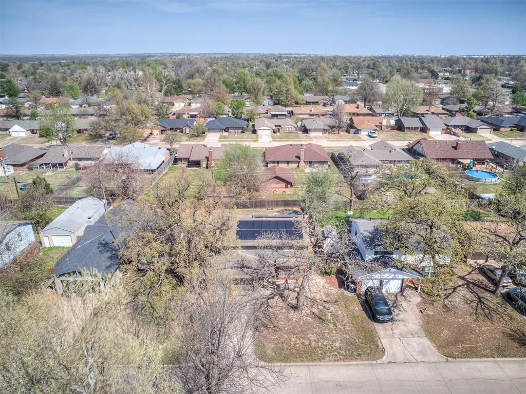Photo 21 — 8033 NW 31st Street, Bethany, OK 73008