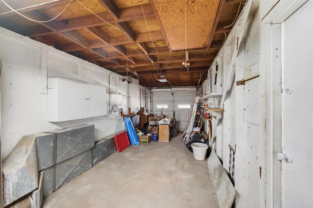 Photo 19 — 415 Eisenhower Boulevard, Elk City, OK 73644