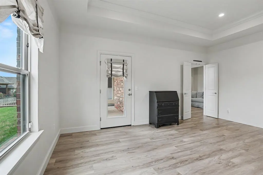 Photo 14 — 609 S Texoma Drive, Edmond, OK 73025