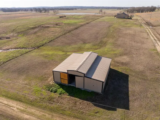 Photo 2 — 409748 E 1160 Road, Eufaula, OK 74432