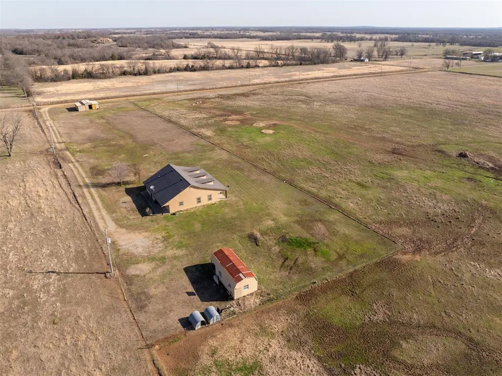 Photo 3 — 409748 E 1160 Road, Eufaula, OK 74432