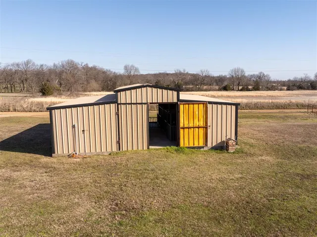 Photo 4 — 409748 E 1160 Road, Eufaula, OK 74432