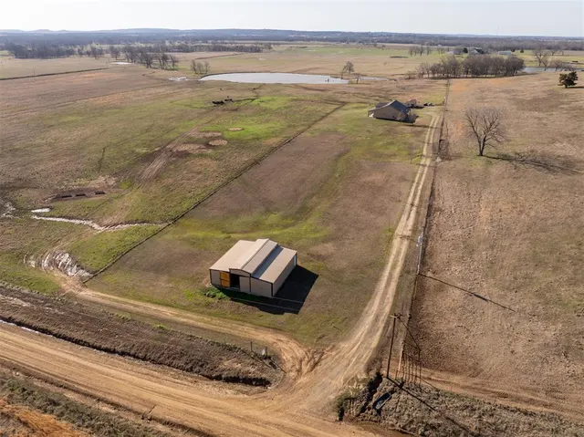 Photo 5 — 409748 E 1160 Road, Eufaula, OK 74432