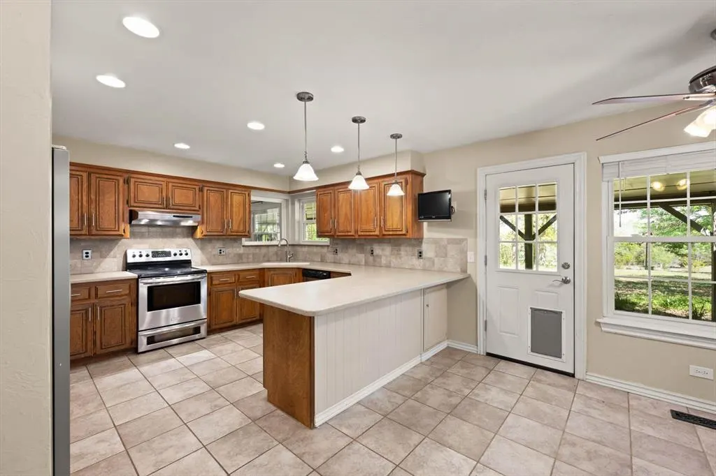 Photo 10 — 8404 Blackberry Ridge, Edmond, OK 73034