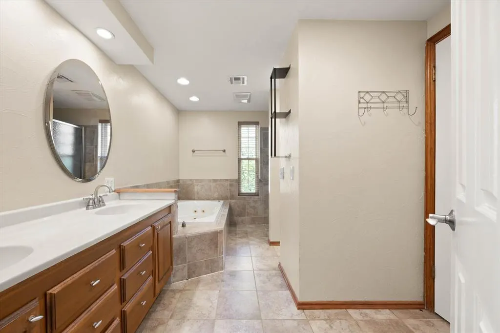 Photo 30 — 8404 Blackberry Ridge, Edmond, OK 73034