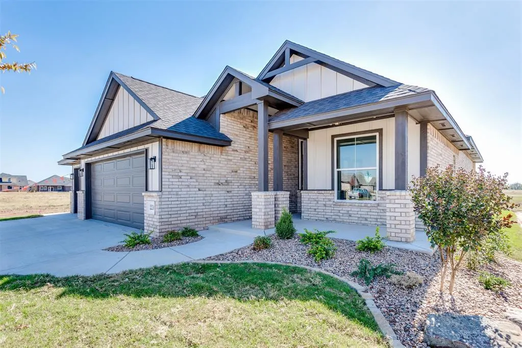 Photo 5 — 2216 SW 160th Street, Oklahoma City, OK 73170