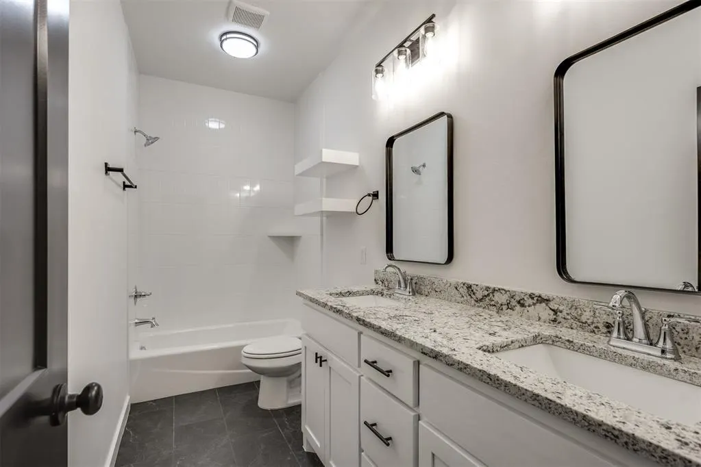 Photo 31 — 2216 SW 160th Street, Oklahoma City, OK 73170