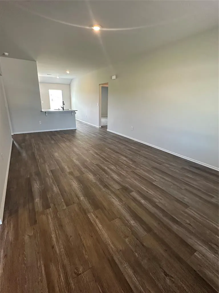 Photo 2 — 43067 Wagon Trail, Shawnee, OK 74804
