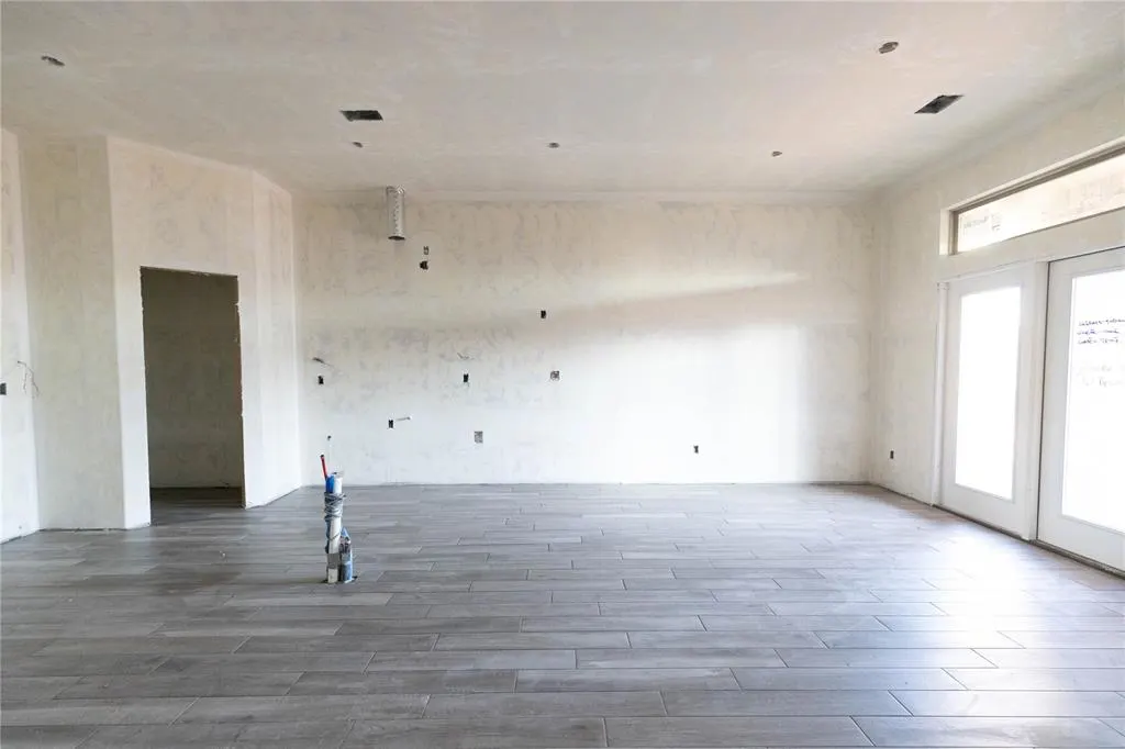 Photo 3 — 11113 NW 90th Street, Yukon, OK 73099