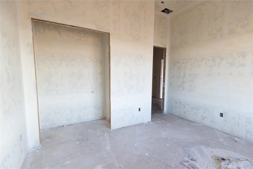Photo 10 — 11113 NW 90th Street, Yukon, OK 73099