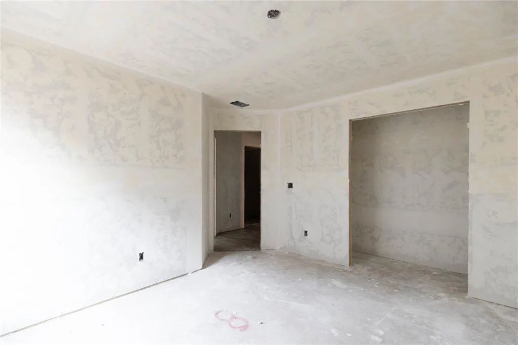 Photo 11 — 11113 NW 90th Street, Yukon, OK 73099