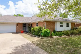 Sold home at 6420 S Harvey Place