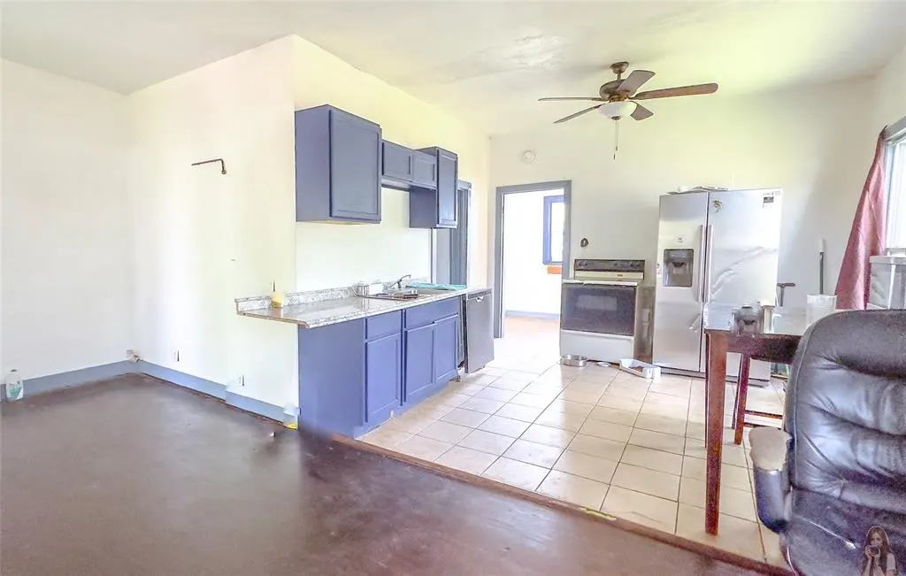 Photo 3 — 411 NE Avenue B Avenue, Idabel, OK 74745