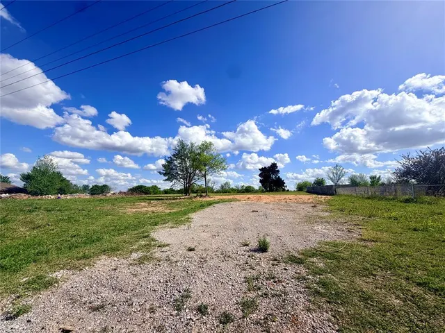 Photo 3 — 517 County Road 1390, Chickasha, OK 73018