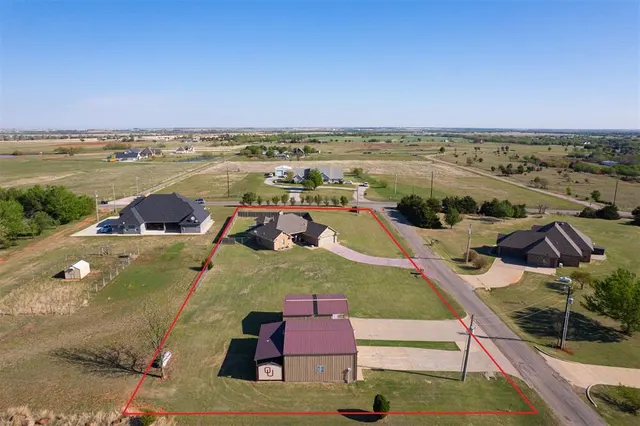 Photo 3 — 9515 Lake Drive, Piedmont, OK 73078