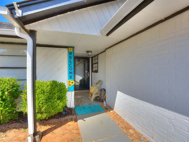 Photo 3 — 3841 Southwind Avenue, Oklahoma City, OK 73179
