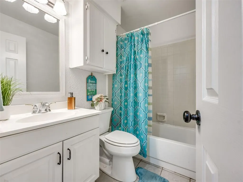 Photo 14 — 3841 Southwind Avenue, Oklahoma City, OK 73179