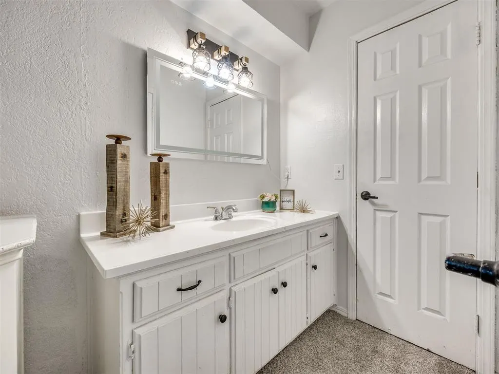 Photo 21 — 3841 Southwind Avenue, Oklahoma City, OK 73179