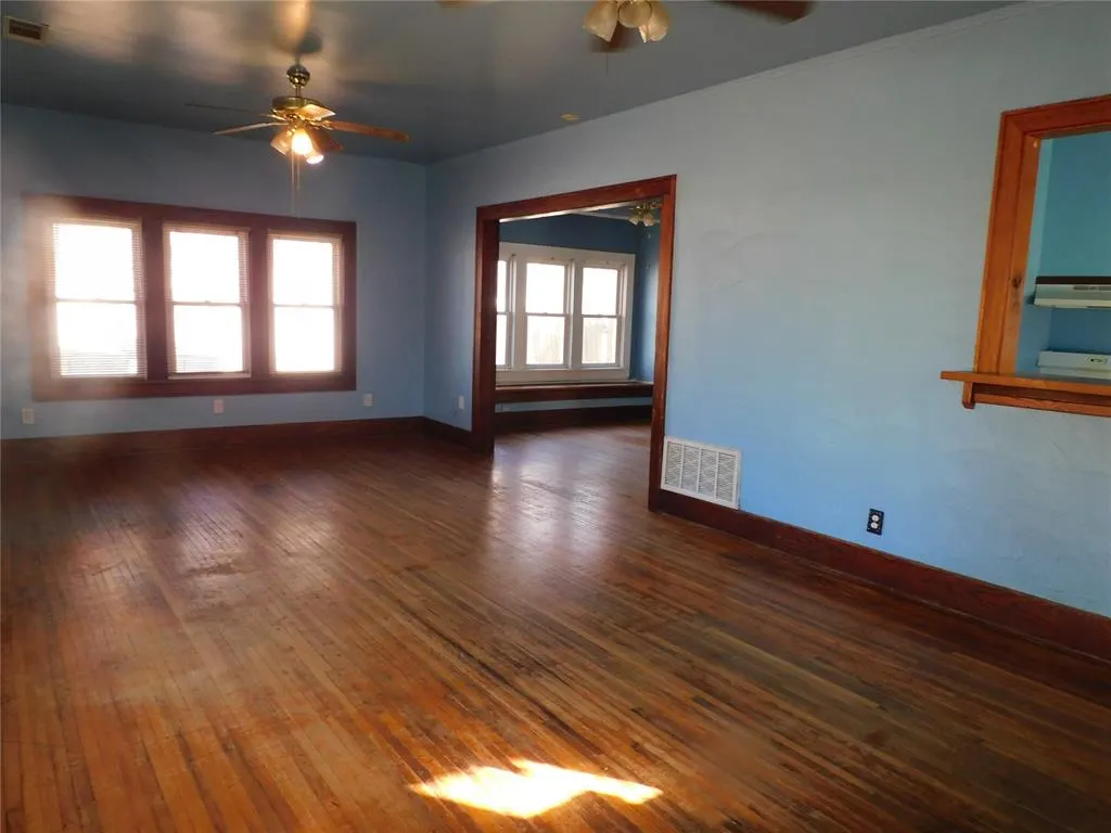 Photo 8 — 1950 W Park, Oklahoma City, OK 73106