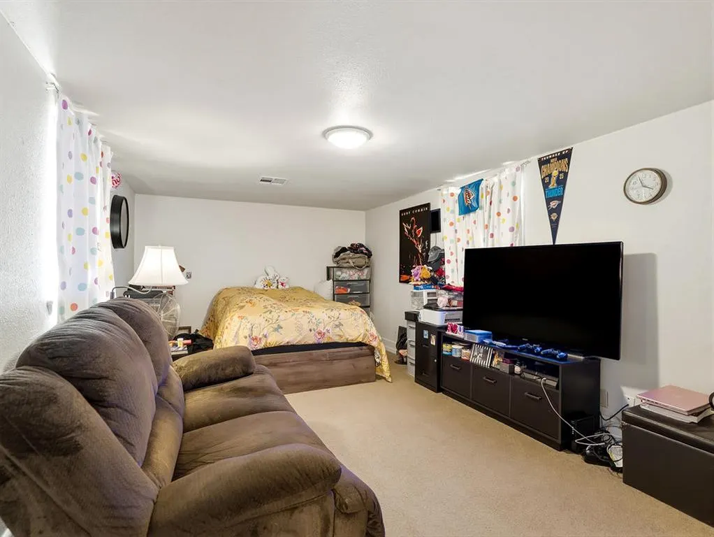 Photo 22 — 128 W Tahlequah Avenue, Sulphur, OK 73086