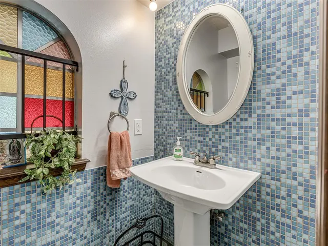 Photo 8 — 5716 NW 31st Street, Oklahoma City, OK 73122