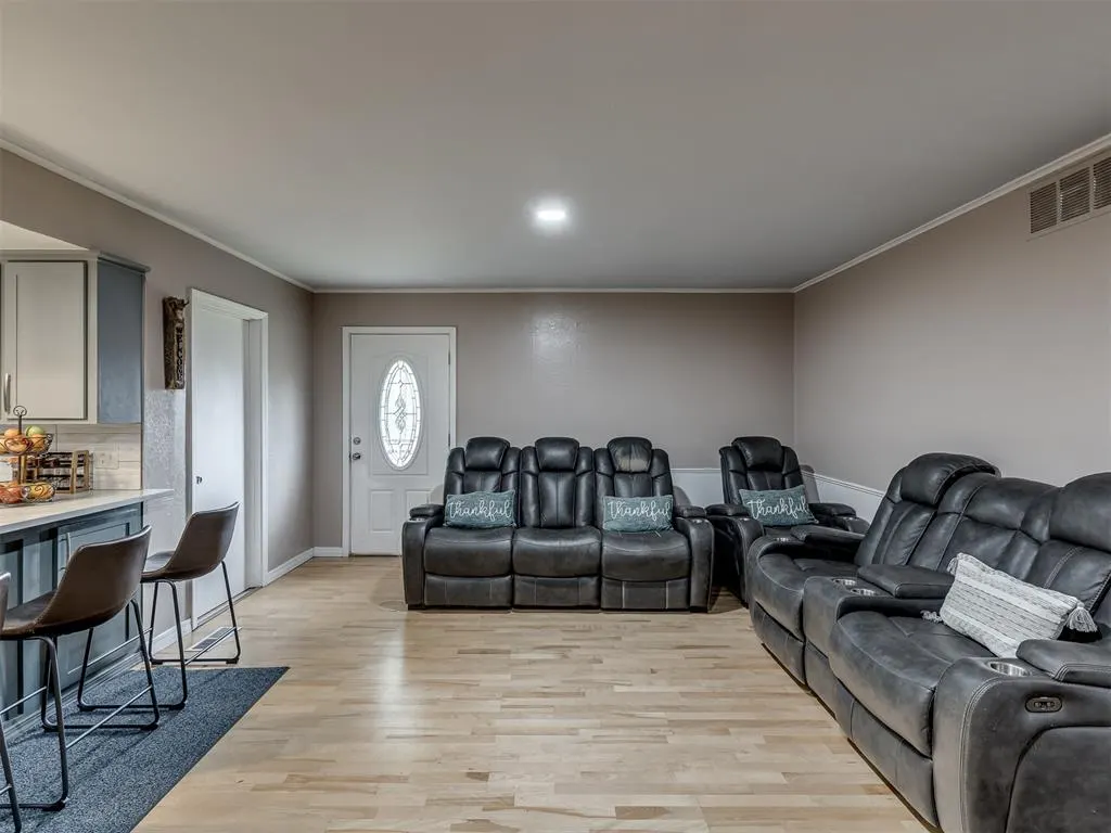 Photo 12 — 5716 NW 31st Street, Oklahoma City, OK 73122