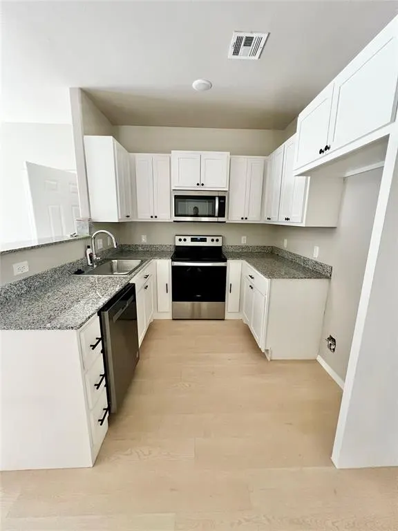 Photo 2 — 4416 Epperly Drive A & B, Oklahoma City, OK 73115