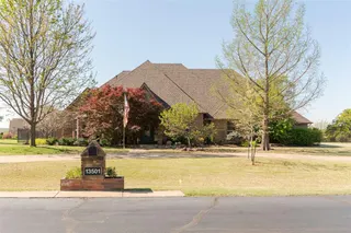 Sold home at 13501 Raintree Lane