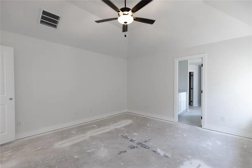 Photo 8 — 15408 Bedford Road, Edmond, OK 73013