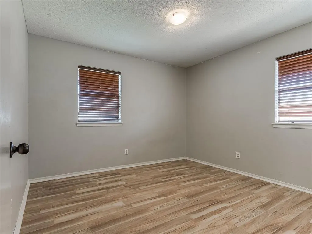 Photo 15 — 118 Brookside Drive, Moore, OK 73160