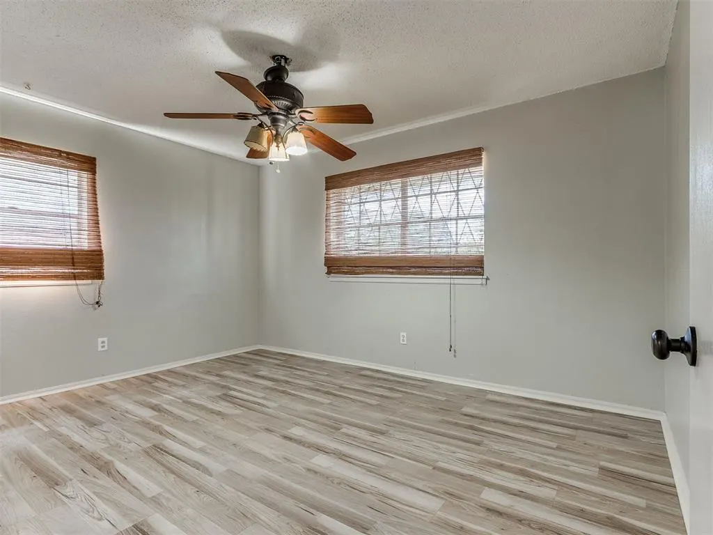 Photo 17 — 118 Brookside Drive, Moore, OK 73160