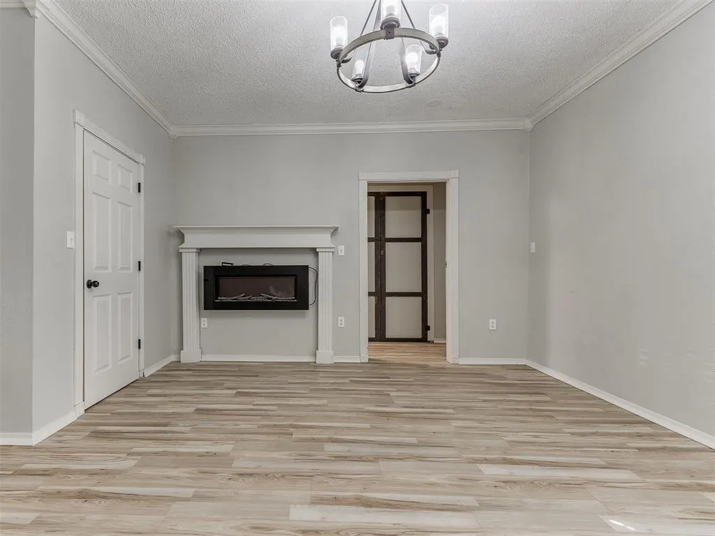 Photo 25 — 118 Brookside Drive, Moore, OK 73160