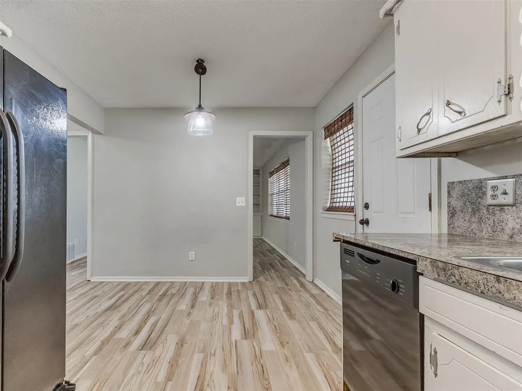 Photo 31 — 118 Brookside Drive, Moore, OK 73160