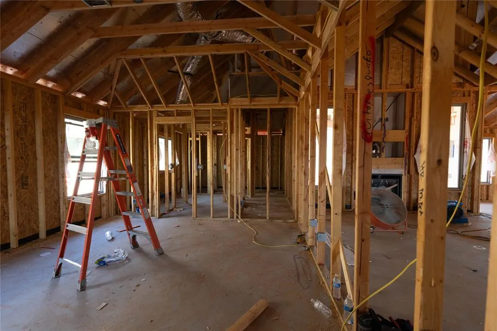 Photo 2 — 12525 SW 30th Street, Yukon, OK 73099