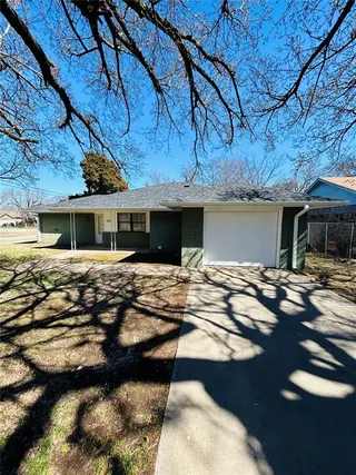 Sold home at 201 S Ruth Avenue